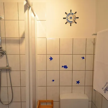 Ostseewellen Ii Haushaelfte Stahlbrode